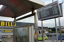 Autobusová zastávka ve městě Jesenice na Praze-západ v sobotu 11. září 2021.