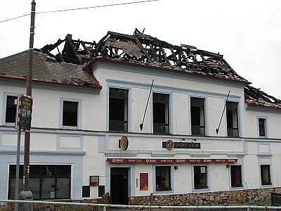 Požár choceradského Sport clubu.