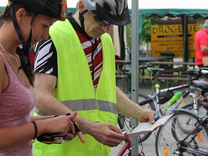 Blanický cyklorytíř 2016 startoval v Louňovicích pod Blaníkem. 