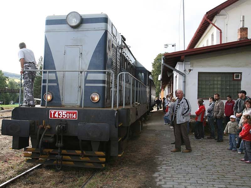 Ohlédnutí za oslavami 115. výročí Sedlčanky v roce 2009.