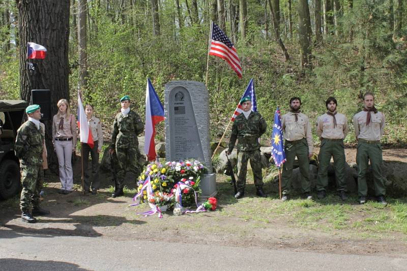 Pieta u pomníku americkým letcům na Konopišti.