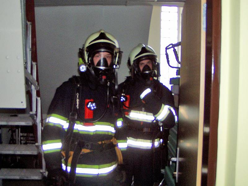 Taktické cvičení jednotek požární ochrany v Rehabilitačním ústavu Kladruby.