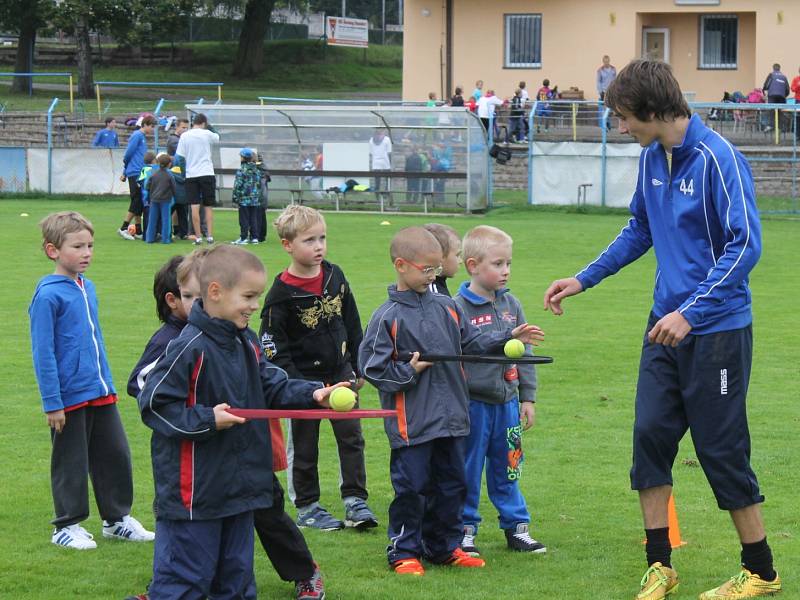 Nábor dětí na fotbal Benešově ve spolupráci s FAČR.