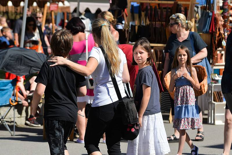 Z jarmarku v Českém Šternberku