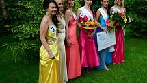 Z šatny a zákulisí volby Miss hasička Středočeského kraje 2013 na Konopišti.