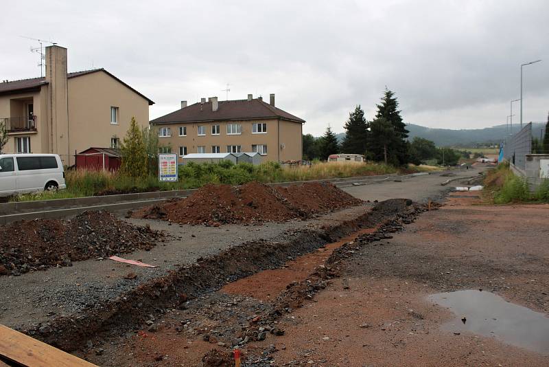 Z výstavby obchvatu Olbramovic, přeložky silnice I/3.