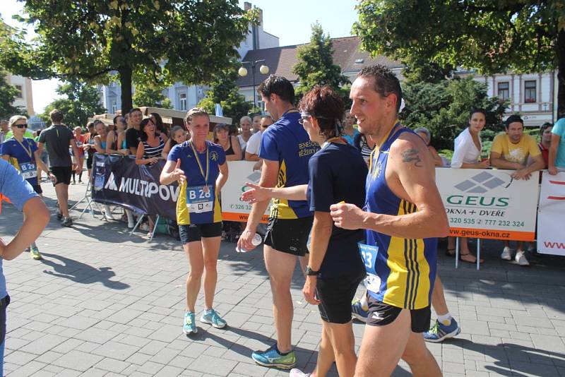 vyvrcholení Benešovského běžeckého festivalu, Benešovská desítka.