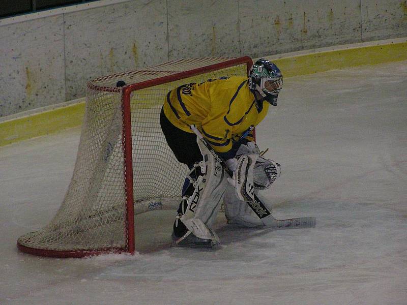 Zápas II. hokejové ligy Benešov - Kutná Hora 4:5 po prodloužení.