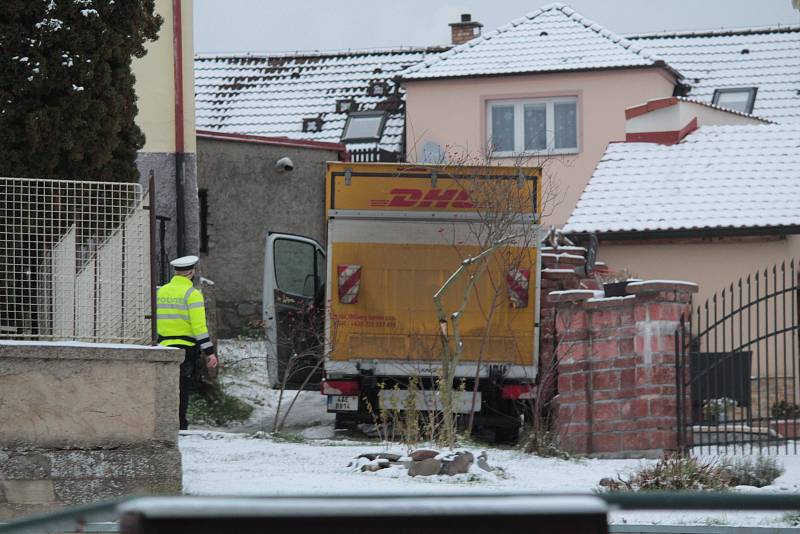 Dopravní nehoda v Peceradech ve čtvrtek 3. prosince 2020.