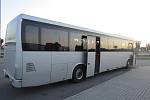 Obyčejná kolize autobusu Iveco vezoucího děti a osobního vozu Hyundai odhalila, že autobusák má v sobě tři promile.