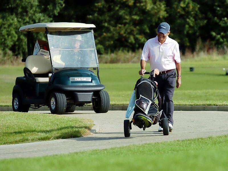 Na golfu a zejména po něm nemusí být vždy pohoda.