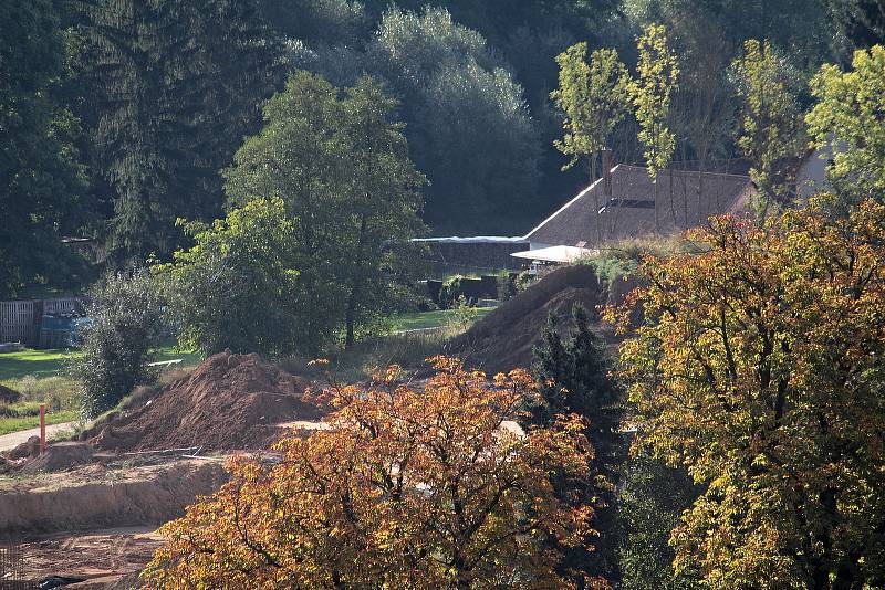 Z výstavby obchvatu Olbramovic, přeložky silnice I/3.