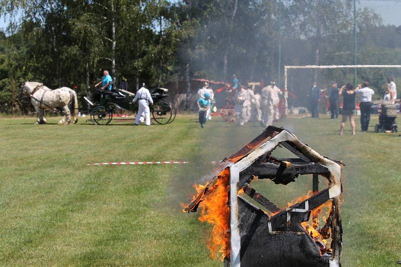 Oslavy sto čtyřiceti let Sboru dobrovolných hasičů Kamberk.