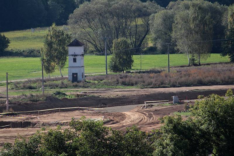 Z výstavby obchvatu Olbramovic, přeložky silnice I/3.