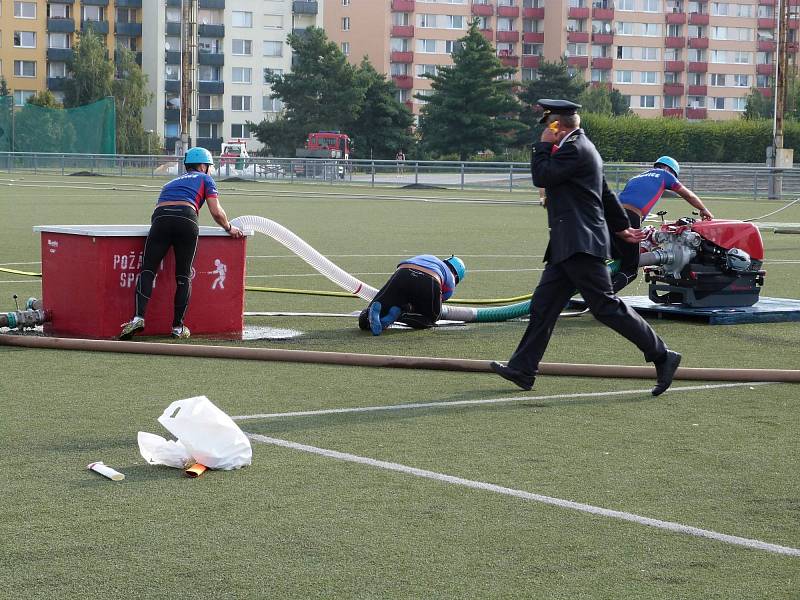 Hasiči z Chářovic vybojovali na mistrovství republiky v požárním sportu 11. místo.