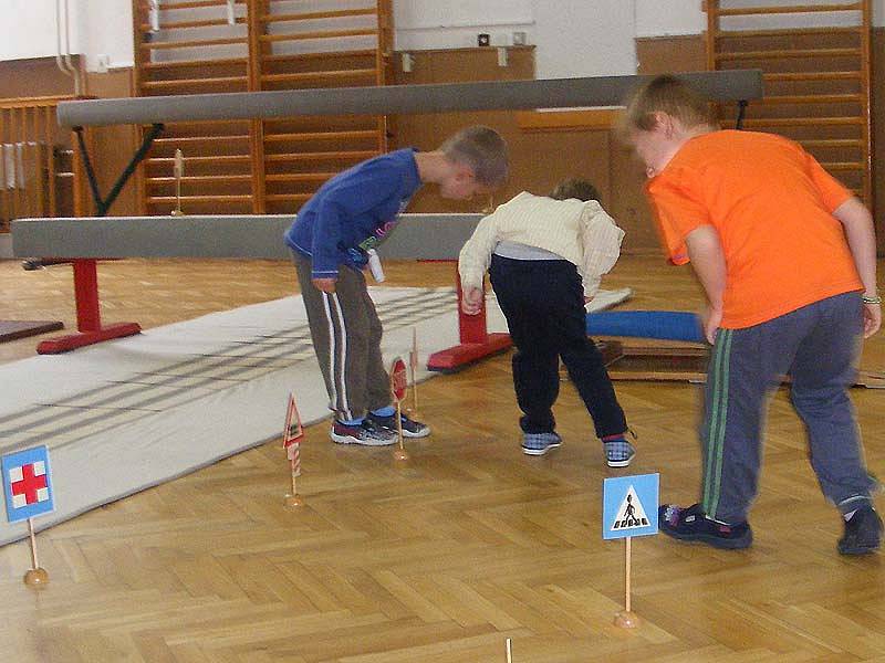 Dopravní výuka předškoláků v benešovském DDM  a v MŠ Chrást nad Sázavou.