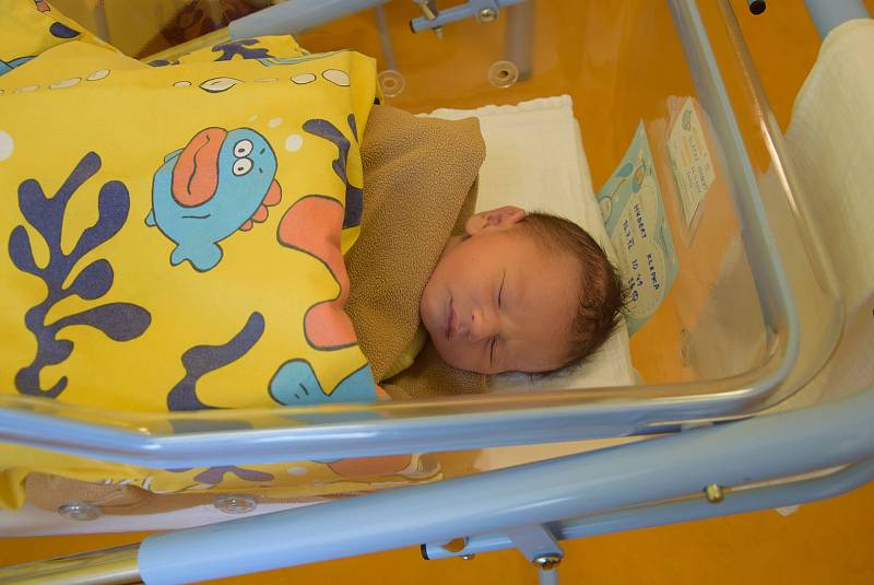 Hubert Klapka se Zuzaně a Marošovi narodil v benešovské nemocnici 26. července 2022 ve 20.41 hodin, vážil 3610 gramů. Doma v Libži na něj čekali sourozenci Artur (5) a Zoe (3).