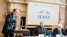 V senátu připomínali výročí vystěhování Neveklovska. Foto: Vojtěch Pavelčák