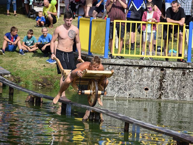 Water cup - přejezd přes rybník v Řimovicích.