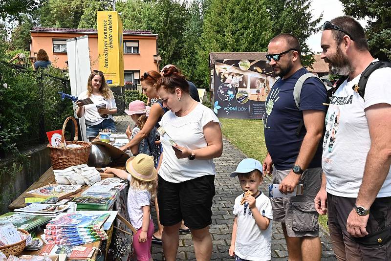 Z oslavy 10. narozenin Včelího světa v Hulicích.