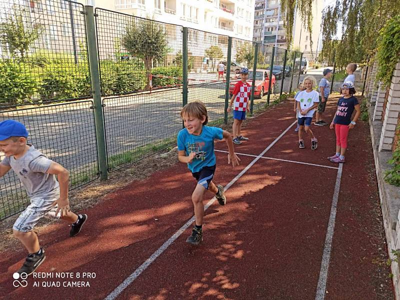 Z příměstského sportovního tábora Mateřského centra Hvězdička zaměřeného na Egypt.