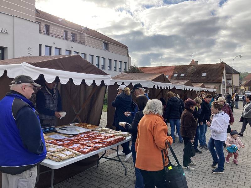 Poslední letošní farmářské trhy v Bystřici u Benešova.