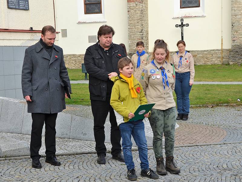 Pieta u Památníku padlým ve Vlašimi.