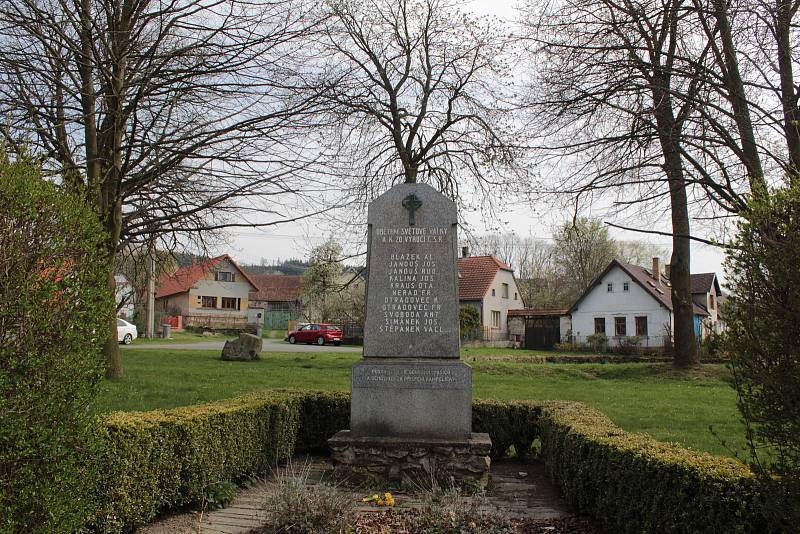 Fotokvíz: Poznáte obec na Benešovsku?