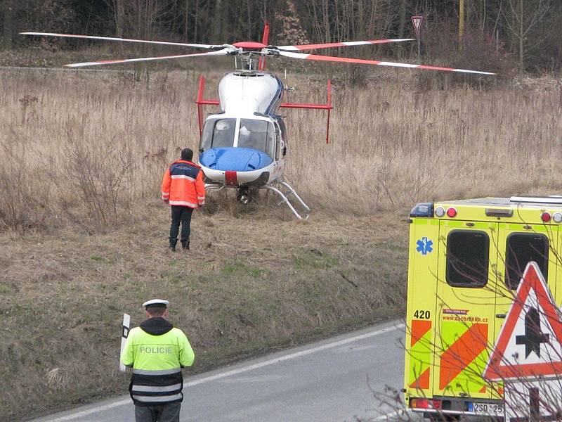 Pondělní odpolední nehoda na I/3 zablokovala provoz do 16.30 hodin.