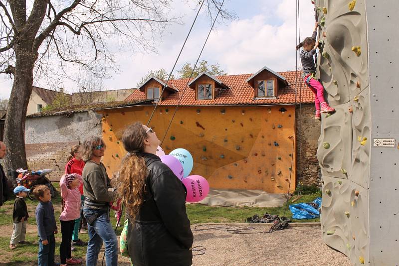 Dospělí i děti si užili různorodý program ve vlašimském Spolkovém domě.