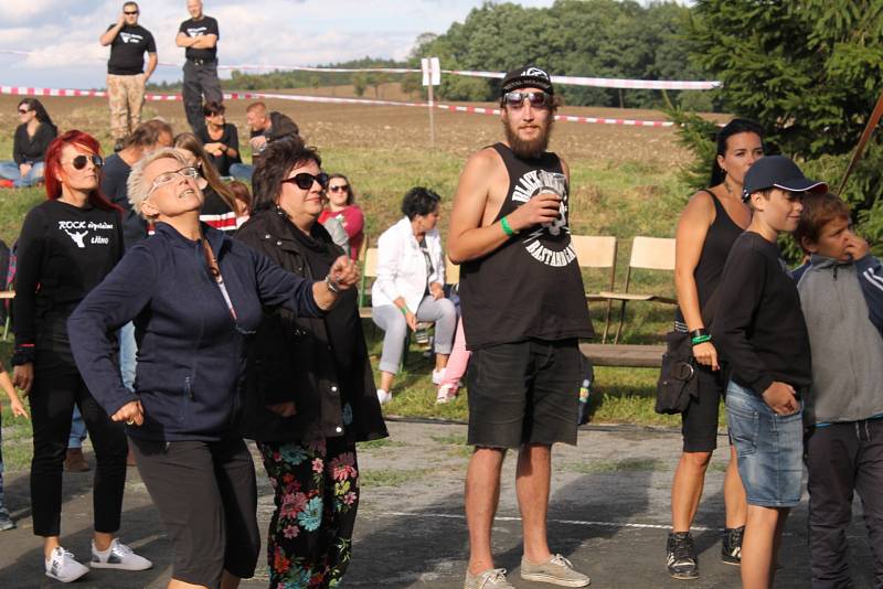 Návštěvníky Rockového odpoledne dozajista zaujala i osobitá hudba kapely Ultima.