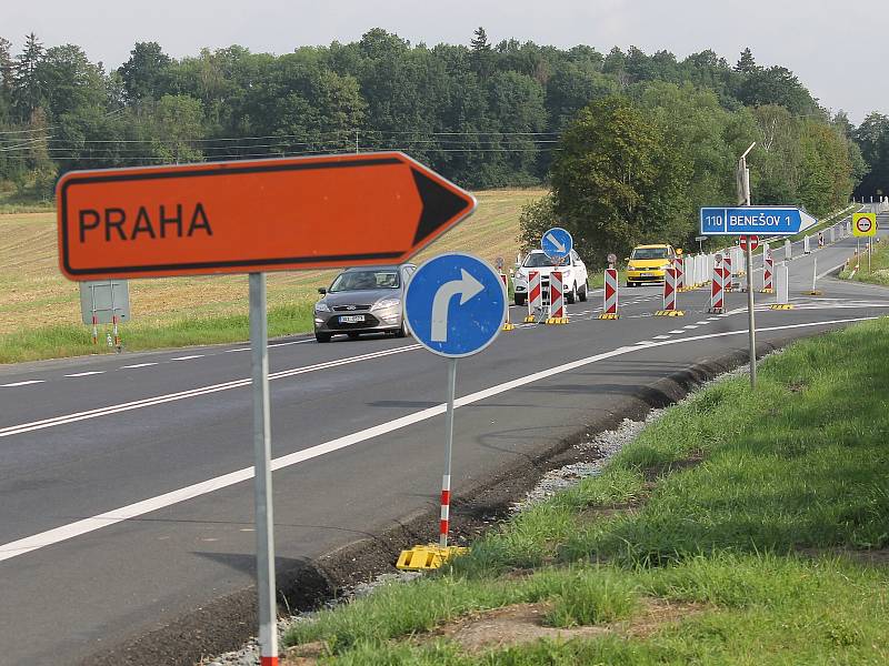 Vozidla od Tábora směrem na Prahu pojedou od středy 5. října opět ulicemi Benešova, tranzitní nákladní doprava mimo město.