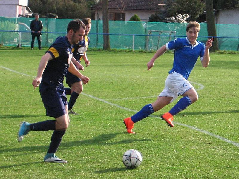 I. A třída, skupina B, Záryby - Divišov 3:1.