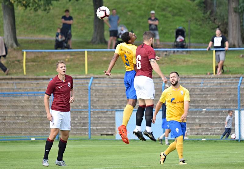 FORTUNA:ČFL a svátek v Benešově, který hostil béčko Sparty. Prohrál na penalty.