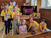 Z robotické soutěže First Lego League Challenge v Praze: Super Spike team ze Sázavy.