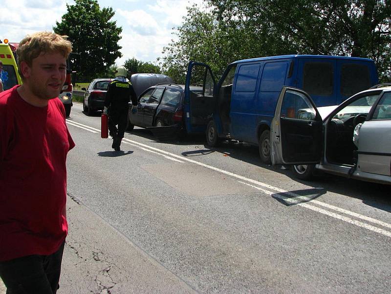 Dopravní nehoda U Topolu v Benešově v úterý 8. června.