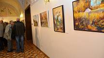 Obrazy Jana Dvořáka mohou zájemci ve Vlašimi zhlédnout až do 29. října.