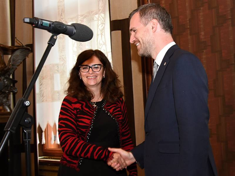 Z debaty radních Středočeského kraje a hlavního města Prahy v pondělí 9. září 2019.