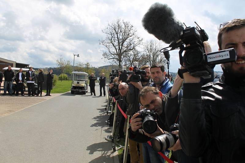 Prezident Miloš Zeman na návštěvě u Andreje Babiše v Čapím hnízdě.