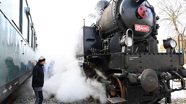 Legendární parní lokomotiva Všudybylka. Ilustrační foto
