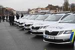 Z předání nových policejních vozů Škoda Octavia Combi.