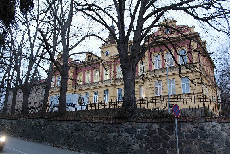 Z výstavby centrálního příjmu pacientů v dolní části areálu Nemocnice Rudolfa a Stefanie v Benešově.