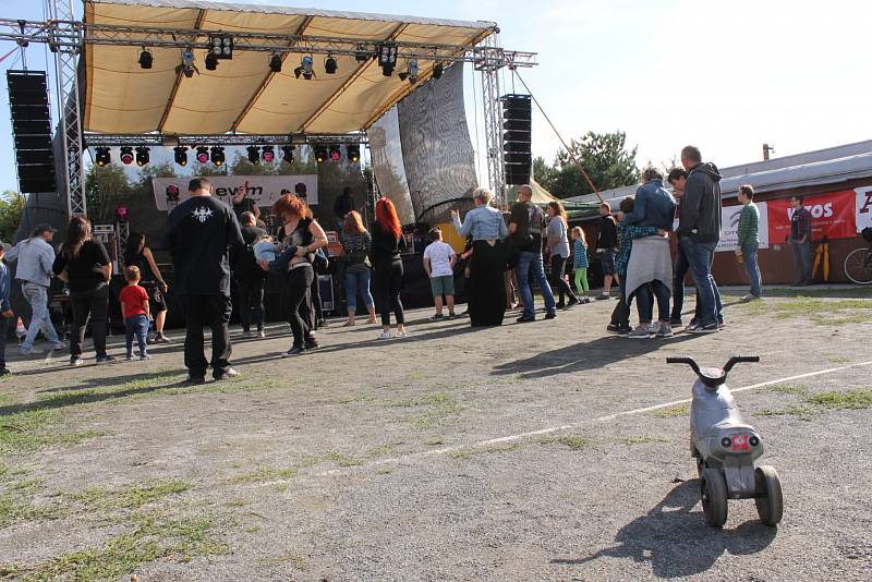 Návštěvníky Rockového odpoledne dozajista zaujala i osobitá hudba kapely Ultima.