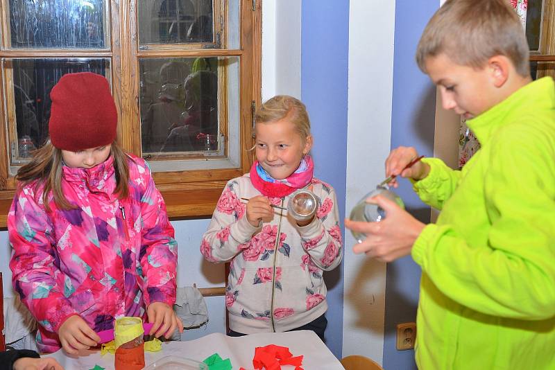 Do rodinného centra Putti přijel na koni Svatý Martin.