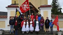 Prapor Vlasteneckého spolku pokřtil louňovický farář, slavnostního aktu se zúčastnily i zdejší ženy v krojích.