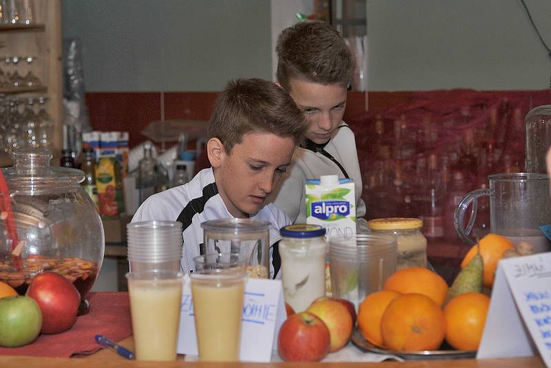 Při sázavském Restaurant Day mohli přítomní ochutnat různorodé delikatesy.