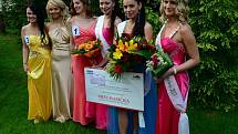 Z šatny a zákulisí volby Miss hasička Středočeského kraje 2013 na Konopišti.