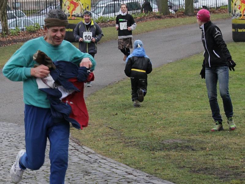 Ke 40. běhu z Vlašimi na Blaník se přihlásilo 227 běžkyň a běžců různých věkových kategorií.