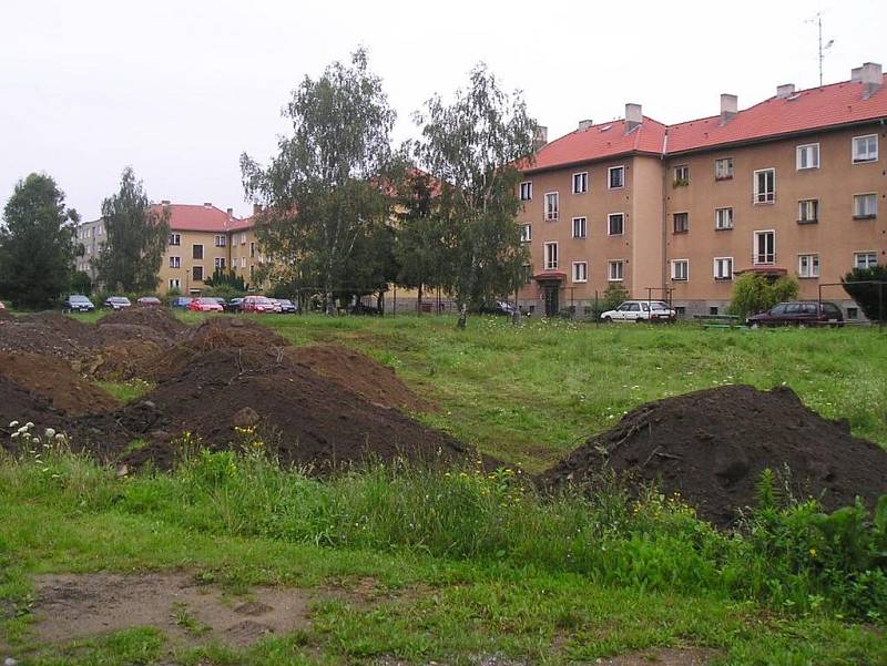 Lidé z Kolonky se dočkali nových komunikací