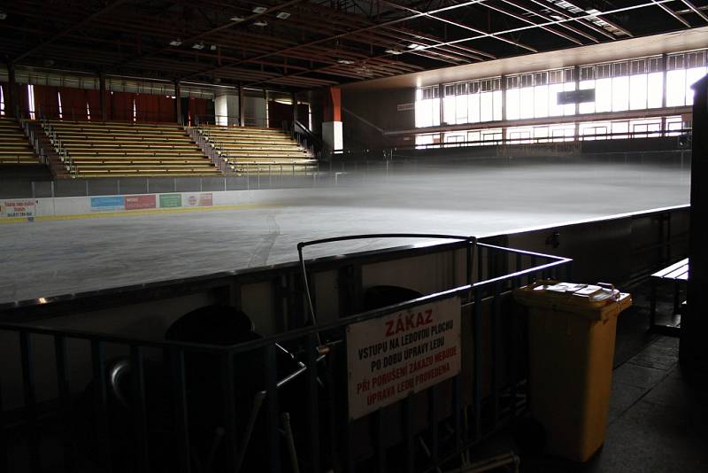 Benešovský zimní stadion se mění.